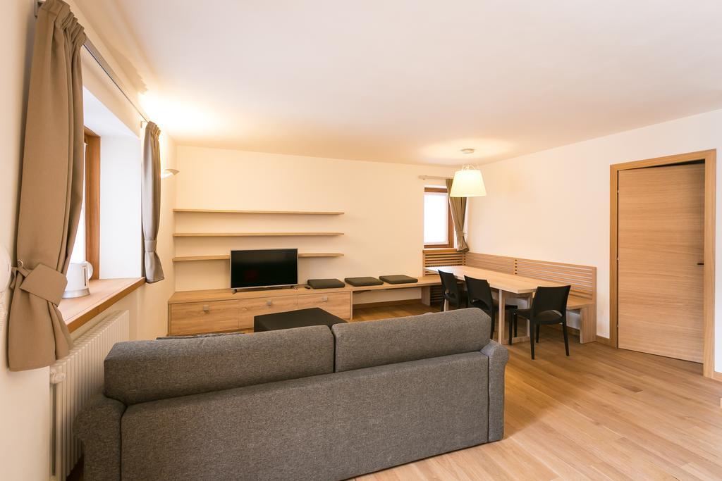 Mirtillo Blu Family Apartment Аланья-Вальсезия Номер фото
